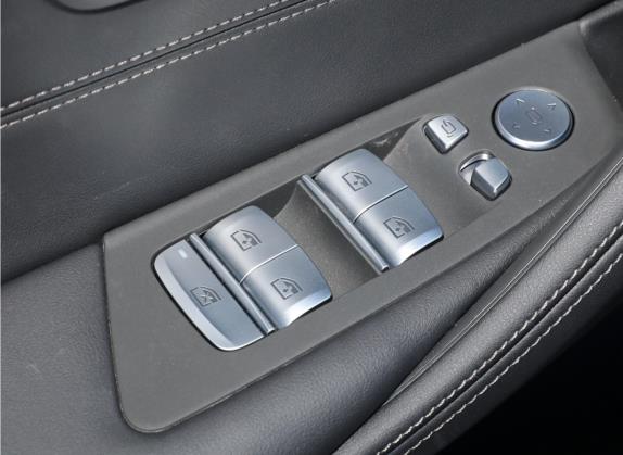 宝马5系(进口) 2022款 改款二 540i 风尚版 M运动套装 车厢座椅   门窗控制