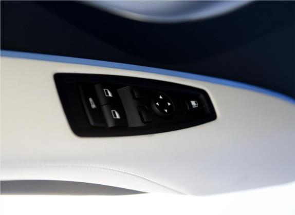 宝马i8 2014款 标准型 车厢座椅   门窗控制