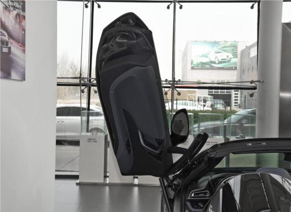 宝马i8 2019款 敞篷跑车 车厢座椅   前门板