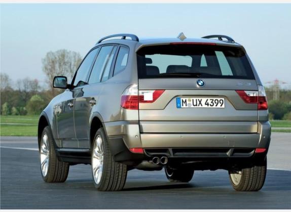 宝马X3(进口) 2006款 xDrive30i 外观   斜后
