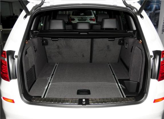 宝马X3(进口) 2013款 改款 xDrive35i 豪华型 车厢座椅   后备厢