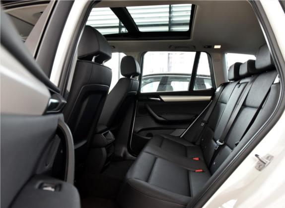 宝马X3(进口) 2016款 sDrive20i 车厢座椅   后排空间