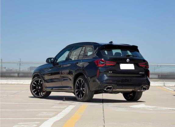 宝马X3(进口) 2022款 M40i 外观   斜后