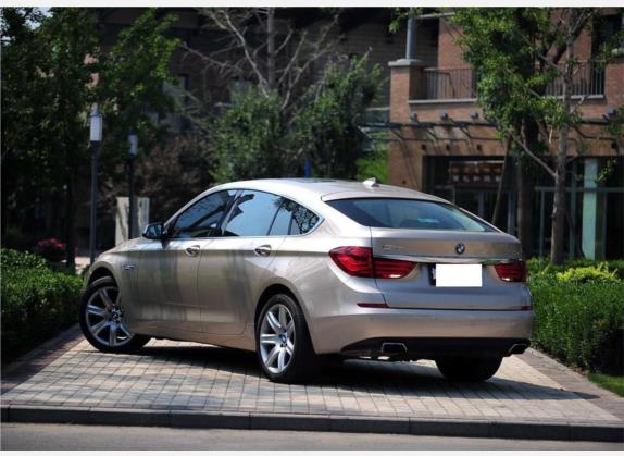 宝马5系GT 2010款 550i 豪华型 外观   斜后