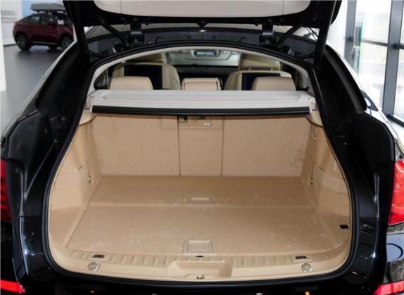 宝马5系GT 2013款 535i xDrive豪华型 车厢座椅   后备厢