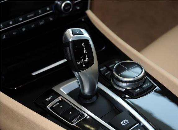宝马5系GT 2013款 535i xDrive豪华型 中控类   挡把
