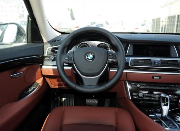 宝马5系GT 2014款 535i 领先型 中控类   驾驶位
