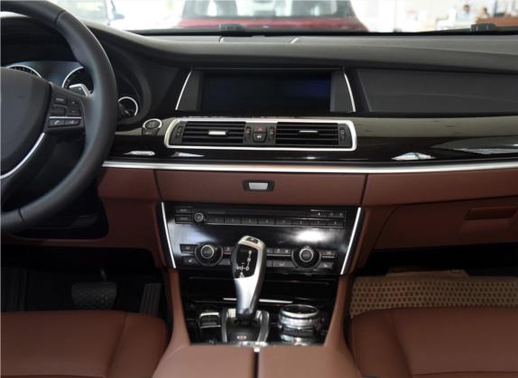 宝马5系GT 2015款 535i 领先型 中控类   中控台