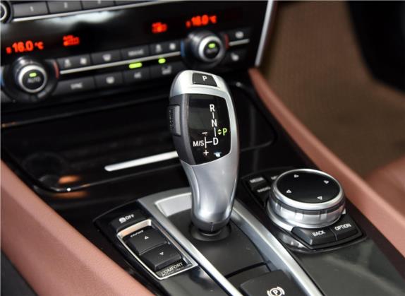 宝马5系GT 2015款 535i 领先型 中控类   挡把