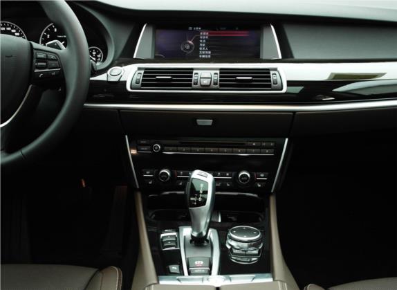 宝马5系GT 2015款 535i 豪华型 中控类   中控台