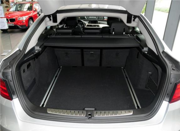 宝马3系GT 2013款 320i 领先型 车厢座椅   后备厢