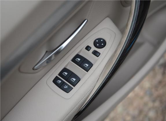宝马3系GT 2013款 328i 风尚设计套装 车厢座椅   门窗控制