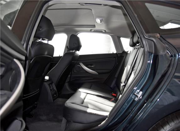宝马3系GT 2014款 320i 领先型 车厢座椅   后排空间