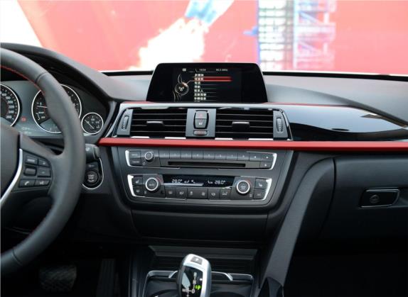 宝马3系GT 2016款 320i 设计套装型 中控类   中控台