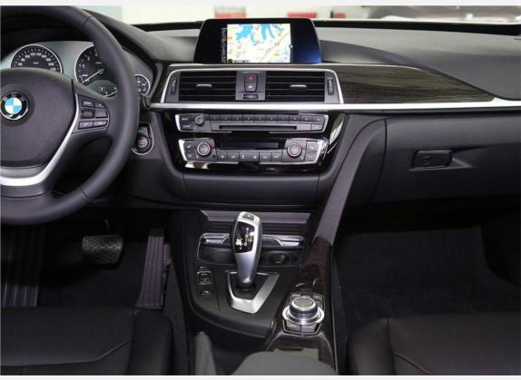 宝马3系GT 2017款 320i 豪华设计套装 中控类   中控台