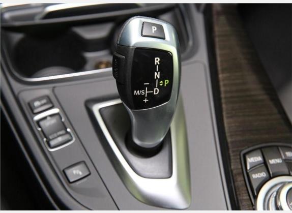 宝马3系GT 2017款 320i 豪华设计套装 中控类   挡把