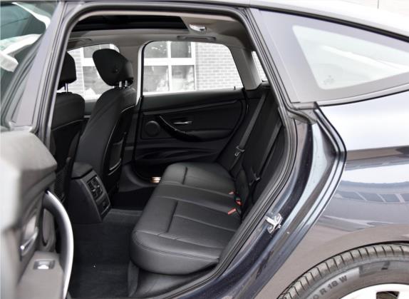 宝马3系GT 2018款 320i 时尚型 车厢座椅   后排空间