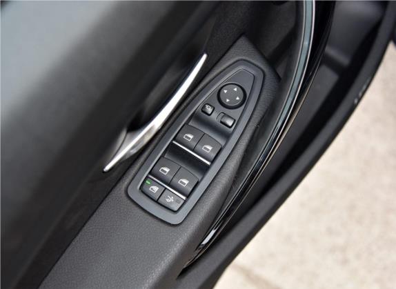 宝马3系GT 2018款 320i 时尚型 车厢座椅   门窗控制