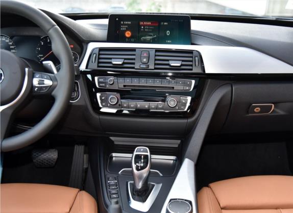 宝马3系GT 2018款 330i xDrive M运动型 中控类   中控台