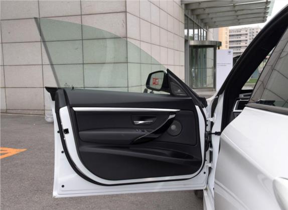 宝马3系GT 2019款 320i M运动套装 车厢座椅   前门板