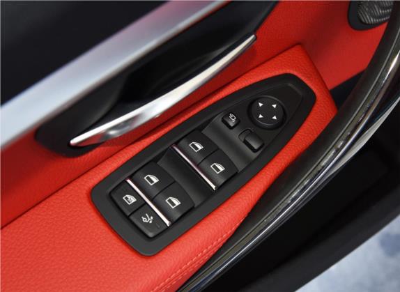宝马3系GT 2019款  330i xDrive M运动曜夜版 车厢座椅   门窗控制