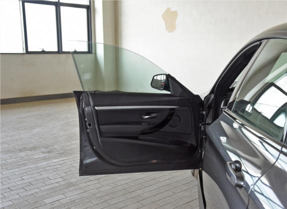 宝马3系GT 2020款 320i M运动套装 车厢座椅   前门板