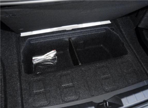 宝马4系 2014款 420i 时尚型 其他细节类   备胎