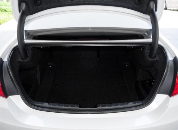 宝马4系 2014款 420i 时尚型 车厢座椅   后备厢
