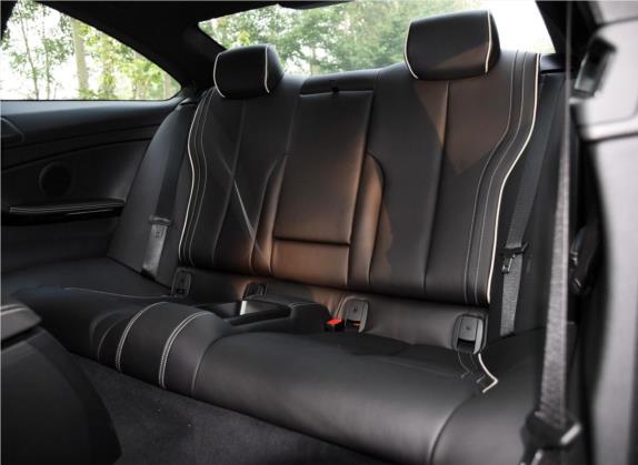 宝马4系 2015款 428i 限量版 车厢座椅   后排空间