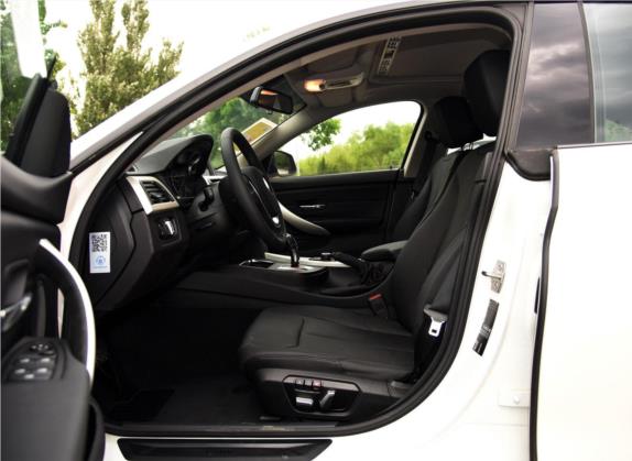 宝马4系 2016款 420i Gran Coupe 进取型 车厢座椅   前排空间