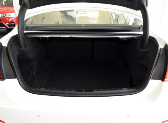 宝马4系 2016款 420i 时尚型 车厢座椅   后备厢