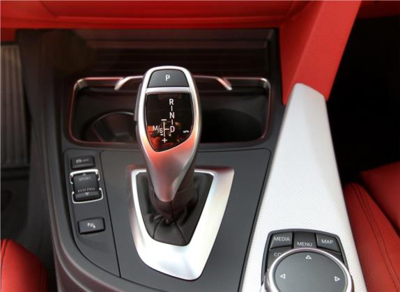 宝马4系 2016款 440i xDrive 设计套装型 中控类   挡把