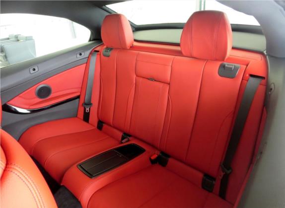 宝马4系 2016款 430i 敞篷设计套装型 车厢座椅   后排空间