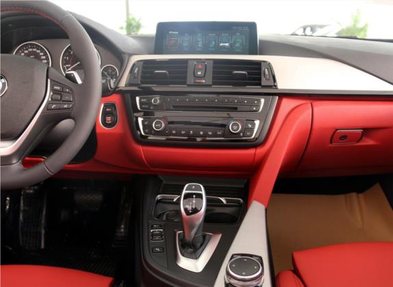 宝马4系 2016款 440i xDrive 敞篷设计套装型 中控类   中控台