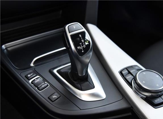 宝马4系 2016款 430i Gran Coupe M运动型 中控类   挡把