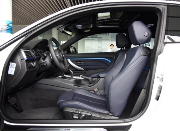 宝马4系 2017款 425i M运动套装 车厢座椅   前排空间