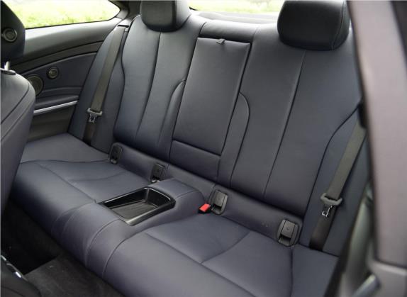 宝马4系 2017款 440i xDrive M运动套装 车厢座椅   后排空间