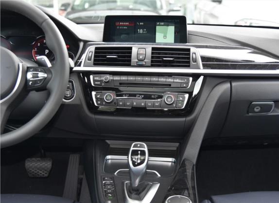 宝马4系 2017款 430i Gran Coupe M运动套装 中控类   中控台
