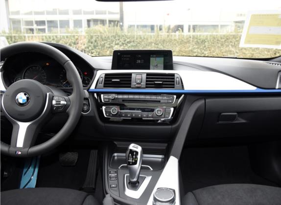 宝马4系 2020款 425i Gran Coupe M运动套装 中控类   中控台