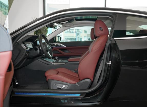 宝马4系 2021款 改款 425i M运动套装 车厢座椅   前排空间