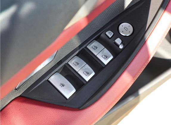 宝马4系 2022款 改款二 430i 敞篷M运动曜夜套装 车厢座椅   门窗控制