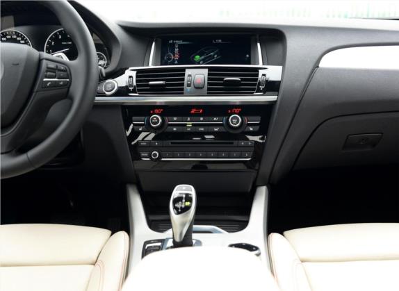 宝马X4 2014款 xDrive35i M运动型 中控类   中控台