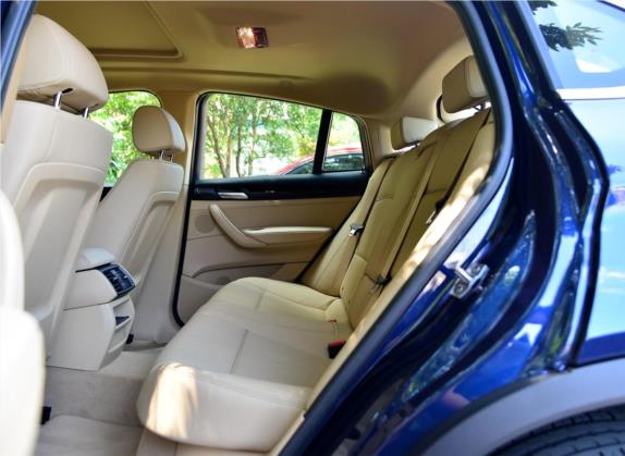 宝马X4 2014款 xDrive20i X设计套装 车厢座椅   后排空间