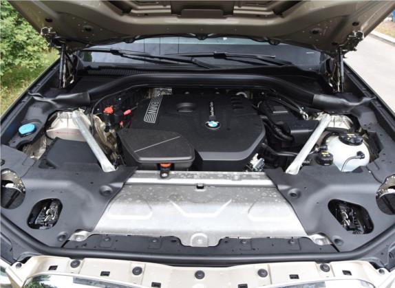 宝马X4 2019款 xDrive25i M运动套装 其他细节类   发动机舱