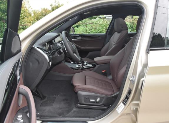 宝马X4 2019款 xDrive25i M运动套装 车厢座椅   前排空间