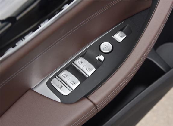 宝马X4 2019款 xDrive25i M运动套装 车厢座椅   门窗控制