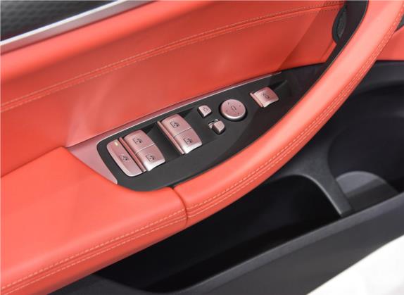 宝马X4 2019款 xDrive25i M越野套装 车厢座椅   门窗控制
