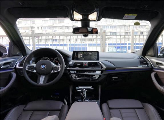 宝马X4 2019款 xDrive30i M越野套装 中控类   中控全图
