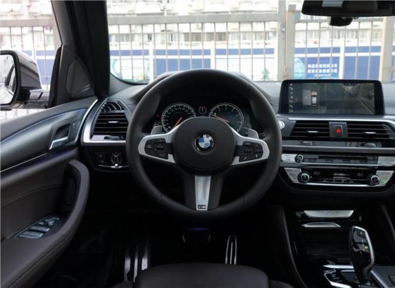 宝马X4 2019款 xDrive30i M越野套装 中控类   驾驶位