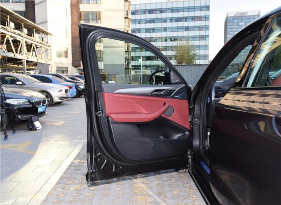 宝马X4 2020款 xDrive30i M运动套装 车厢座椅   前门板